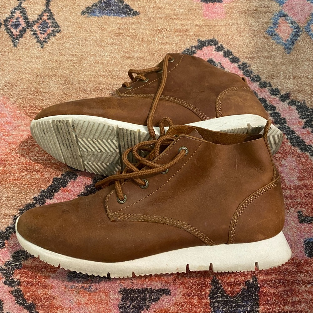 Kodiak Brown Leather Chukka Shoe Boots